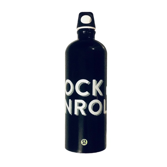 Lululemon Rock n’ Unroll  Water Bottle 500 ml.
Excellent Condition. - Picture 3 of 6